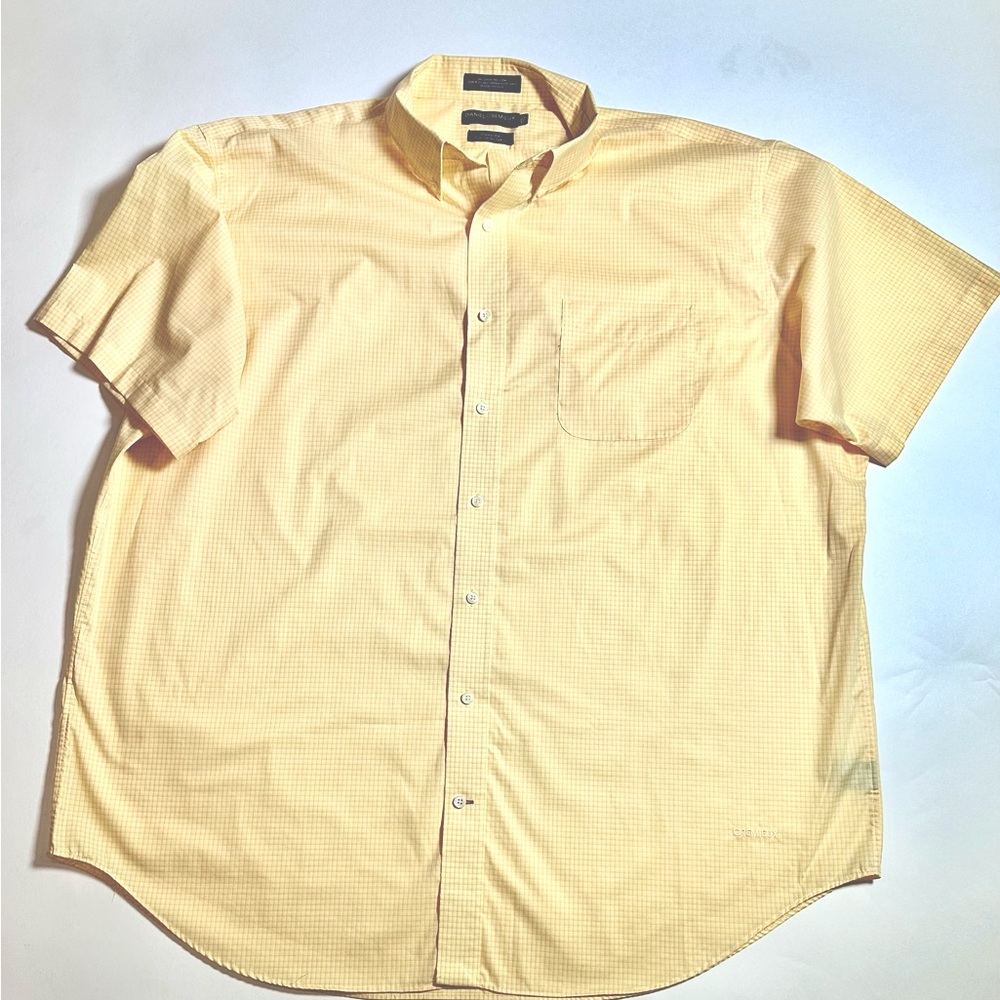 Daniel Cremieux casual dress shirt
